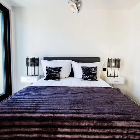Appartement Schicke Und Moderne Im Stadtzentrum By Interhome *