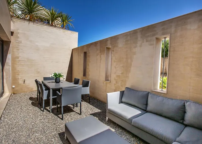 Schicke Und Moderne Im Stadtzentrum By Interhome *